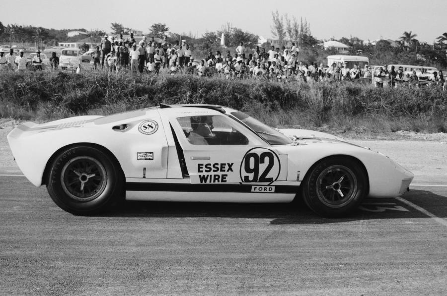 Ford GT40 Race Car '1965